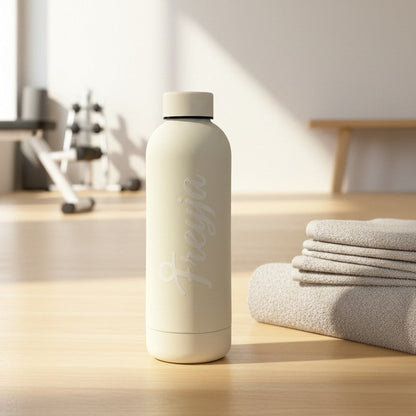 Insulated Freyja Fit gym water bottle in pastel colours