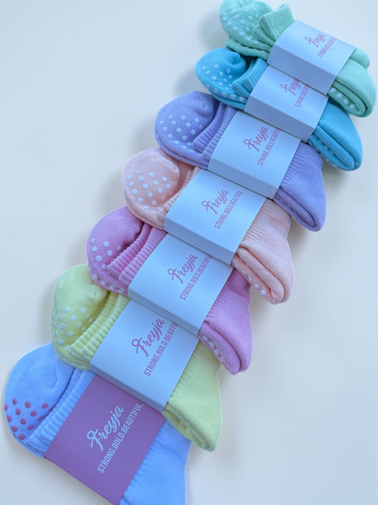 Pastel Grip Socks – 8 Pack Bundle